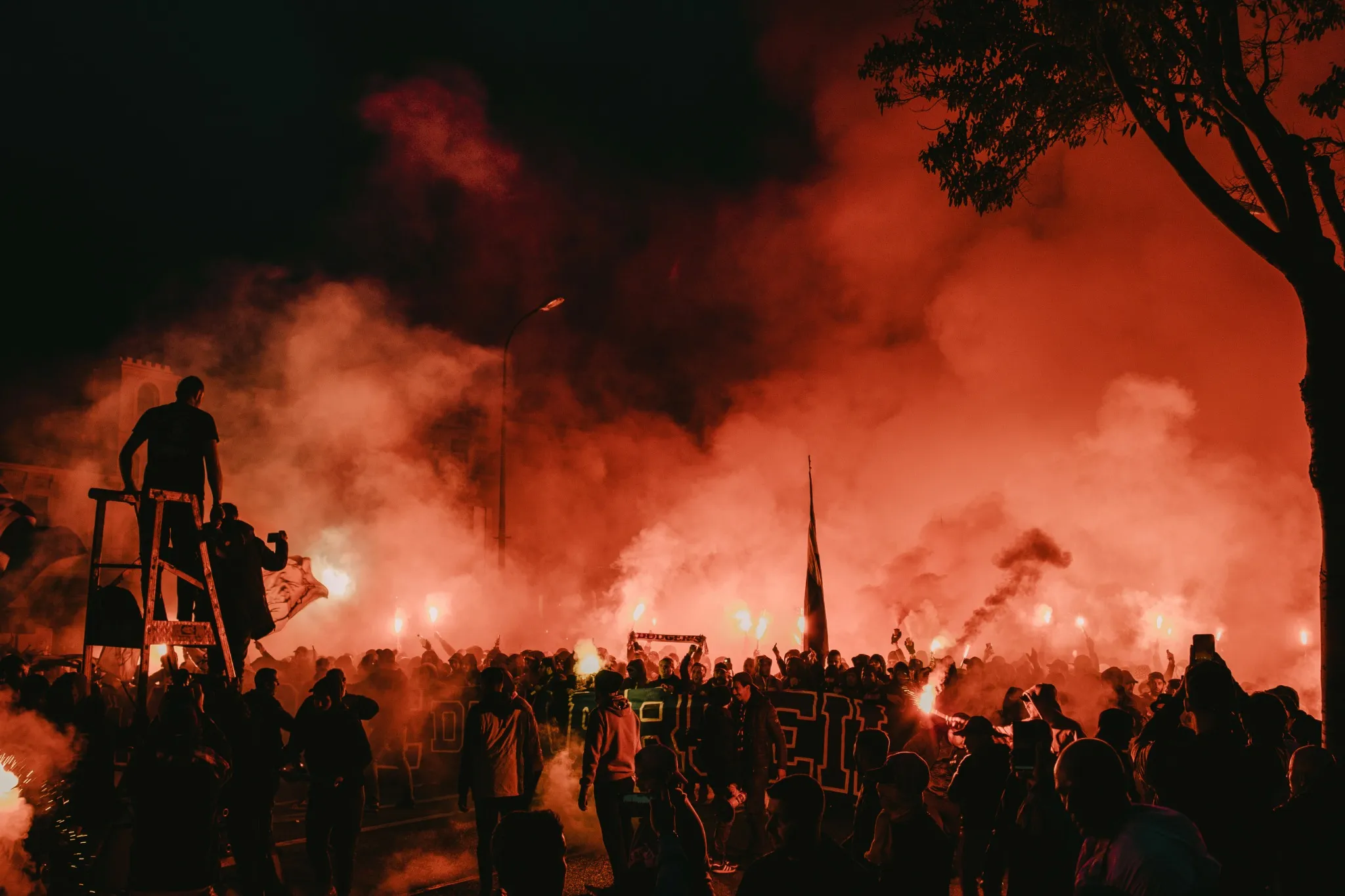 OM - PSG: The Cabmaster Solution for a Classic Match in Complete Serenity